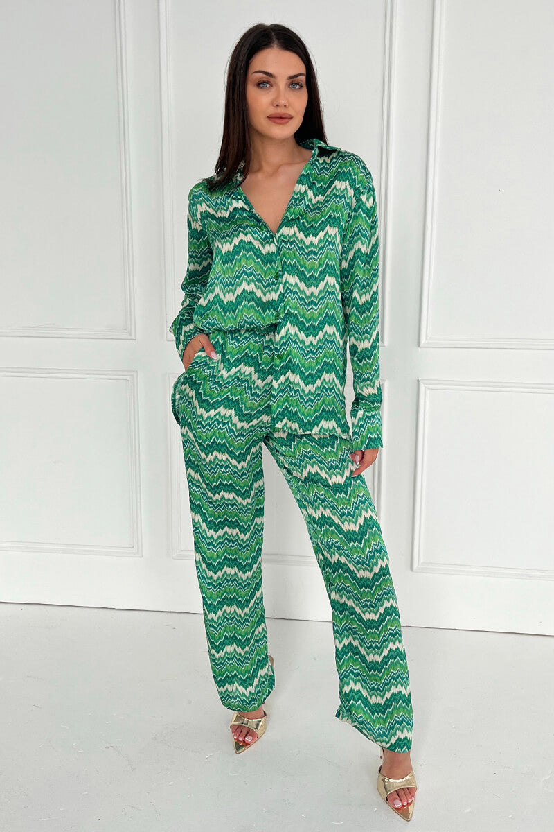 Green Abstract Printed Trousers Green Abstract Printed Trousers