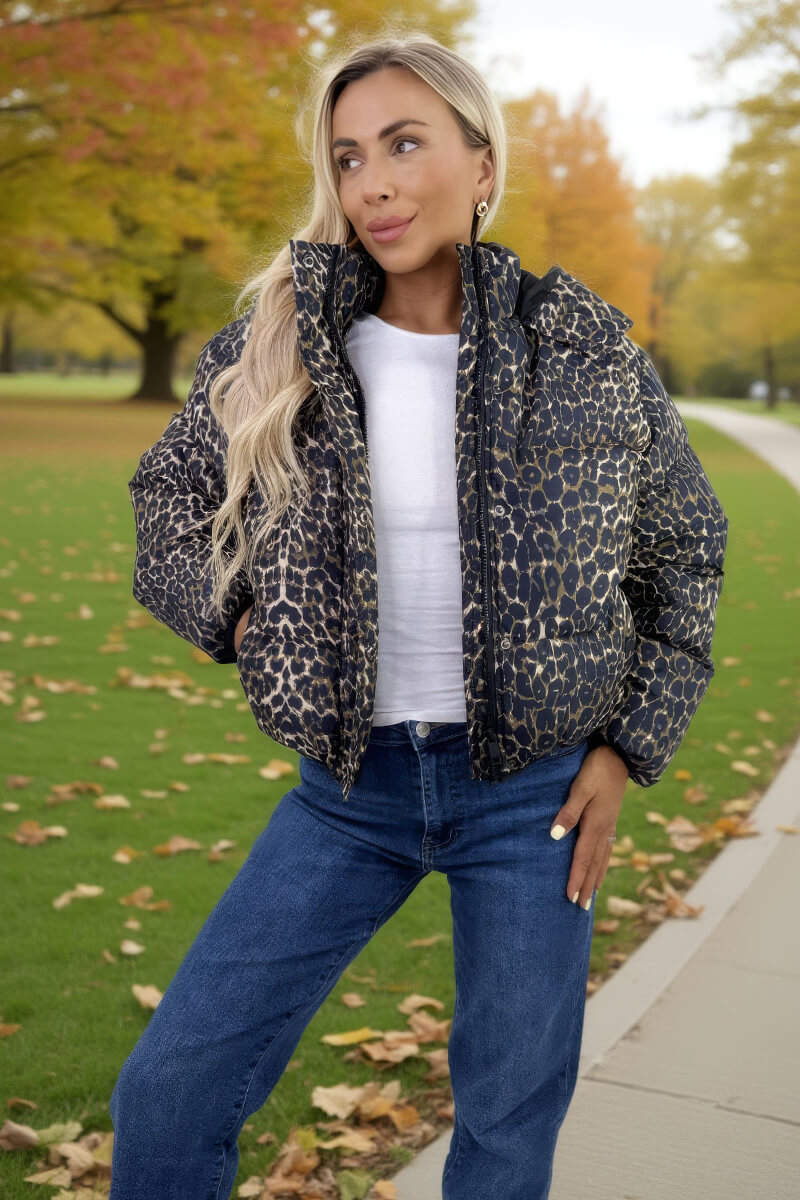 Leopard Print Hooded Short Puffer Coat Leopard Print Hooded Short Puffer Coat